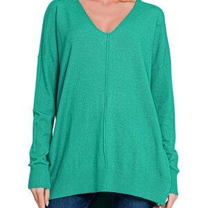 NWOT Zenana VNeck Center Seam V Neck Sweater - Kelly Green